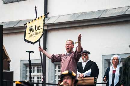 Jubel bei Luthers Hochzeit in Wittenberg