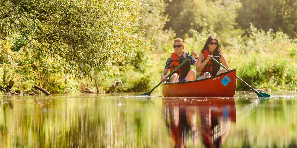 Kanufahren auf der Saale bei Camburg (c) Saale-Unstrut-Tourismus e.V., Transmedial