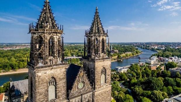 Magdeburger Dom und Elbansicht